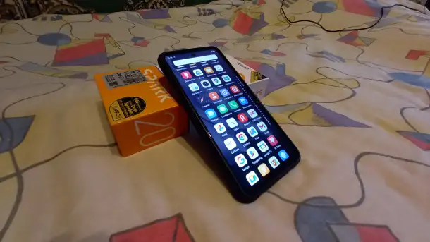 Продам смартфон Tecno Spark 20 Kj5n, фотография 1