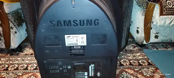 Телевизор SAMSUNG, фотография 2