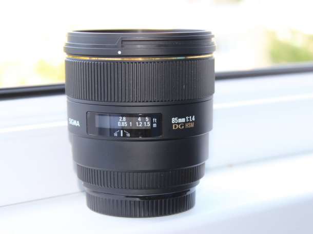 Sigma (Canon) 85/1.4 EX DG HSM , фотография 1