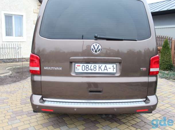 Volkswagen MULTIVAN, фотография 3