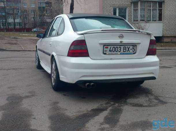 Opel Vectra 1997г, фотография 4