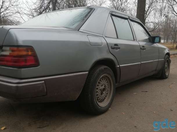 Продажа авто Mercedes-Benz E-Class, фотография 5