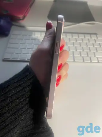 Продам iPhone 13 256g розовый аккамулятор 92% состояние отличное, фотография 3