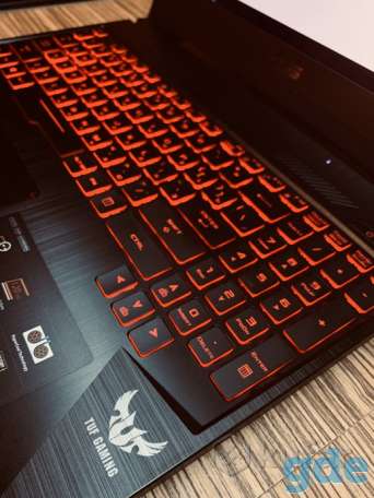 ASUS  ноут игровой, фотография 6