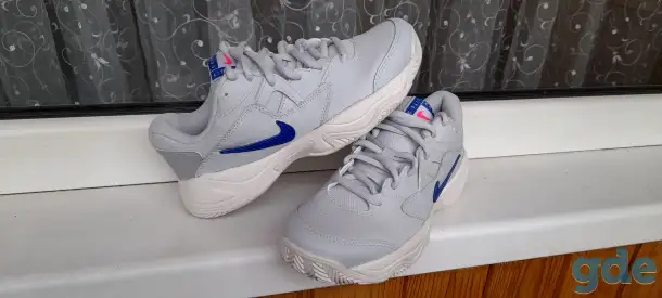 Кроссовки NIKE, фотография 1