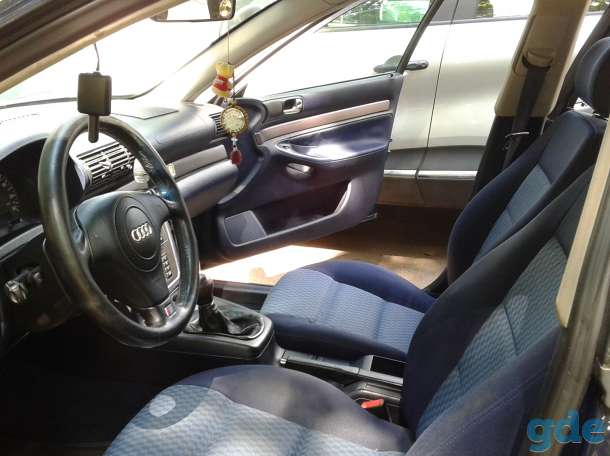 Автомобиль Audi A4, фотография 11