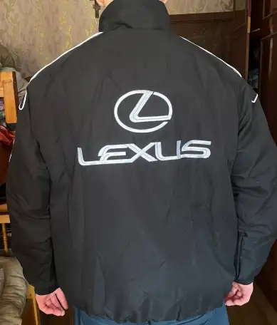 Бомбер Lexus, фотография 2