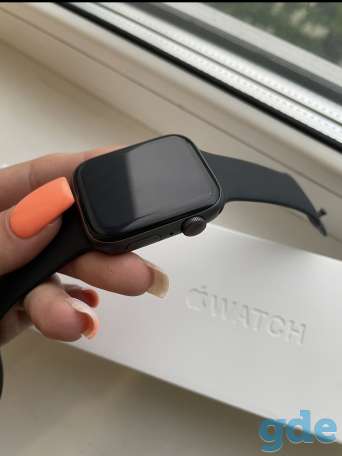 Умные часы Apple Watch series 4 ,44мм, фотография 4