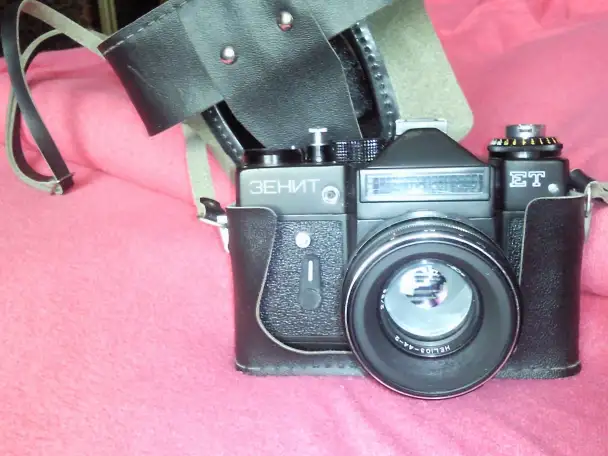 Продаю фотоаппарат Зенит ЕТ, фотография 1