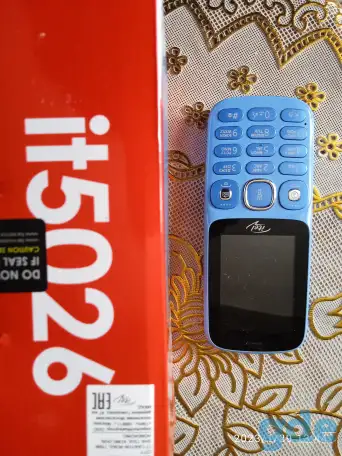 Продам телефон кнопочный Intel5026, фотография 5