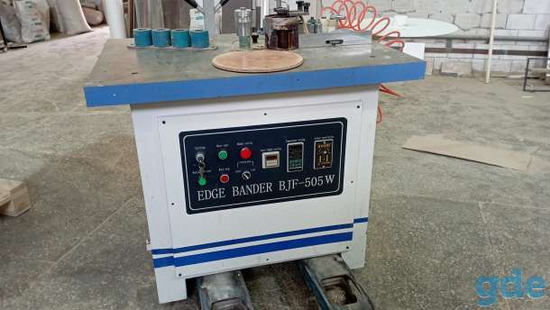 Станок кромкооблицовочный BJF-505W, фотография 1