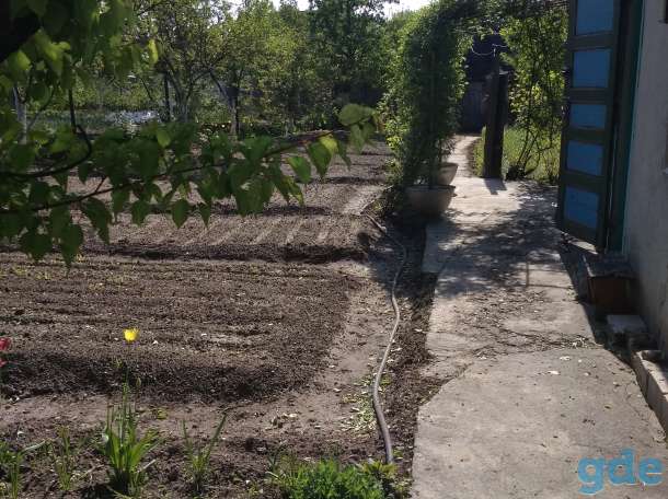 Продается пол дома и с гаражом  по улице Чапаева, фотография 2