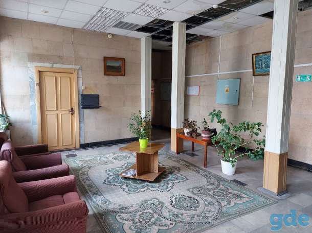 Продаётся здание под офисы в центре, Карпинской,д.10, фотография 7