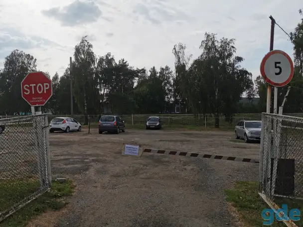 Автостоянка в Шабанах, ул. Ротмистрова 50, возле ДС Шабаны, на въезде находится шиномотаж, фотография 5