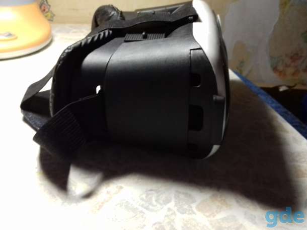 Продам очки vr box они имеют проём для вставки телефона, фотография 4