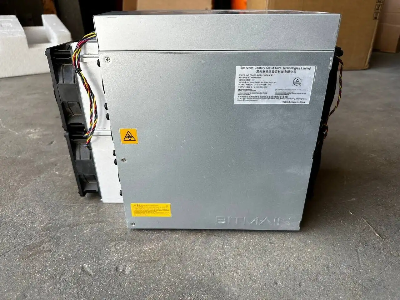 Antminer S19j Pro 104TH, фотография 2