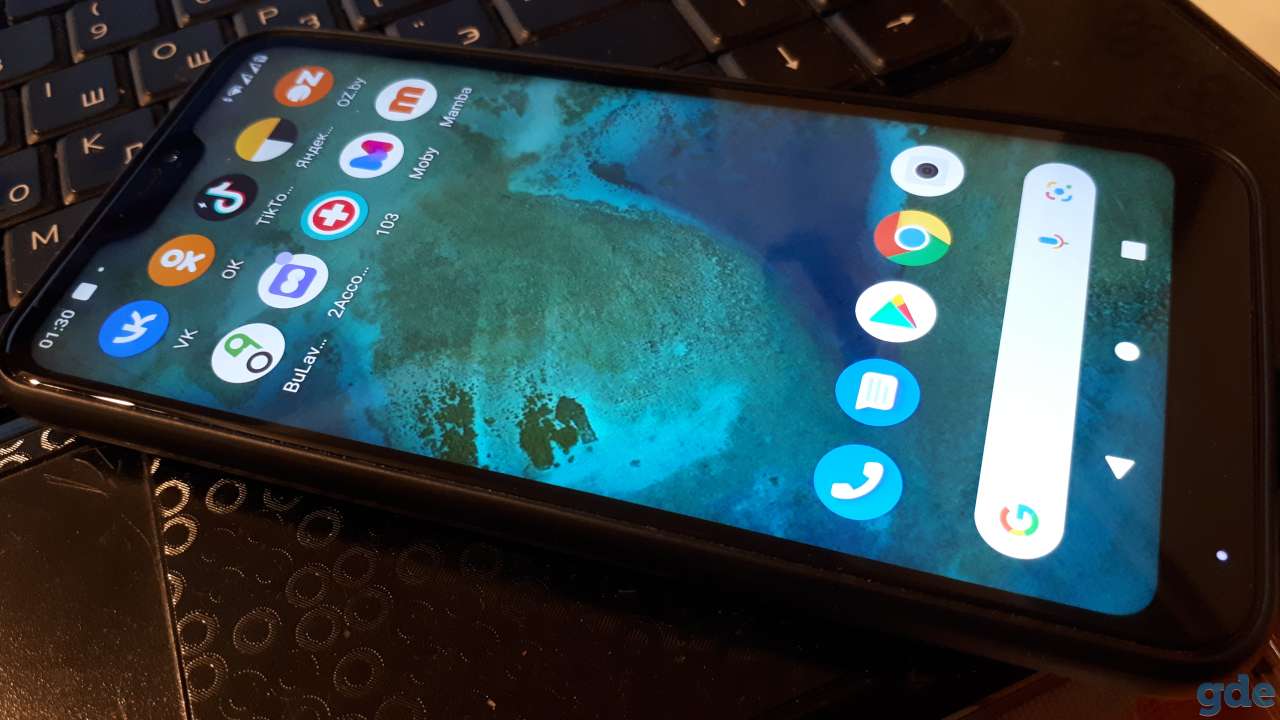 Xiaomi Mi 2 Lite 5.84 332 красный global version с чехлом., фотография 4