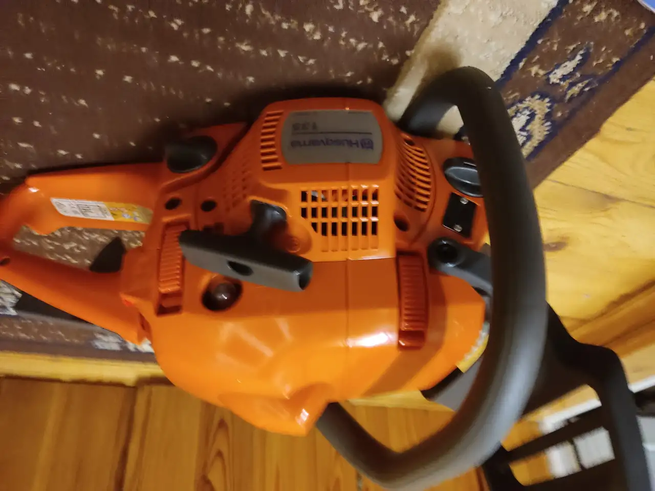 продам бензопилу husqvarna 135, фотография 1