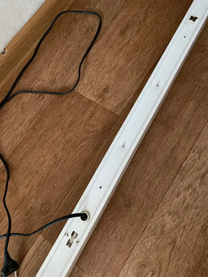 Лампа люминесцентная светильник от розетки L36W60, фотография 6