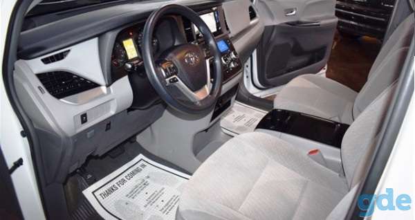2017 Toyota Sienna for sell, фотография 9