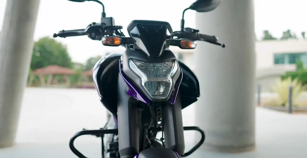 Мотоцикл Bajaj Pulsar N125, фотография 16