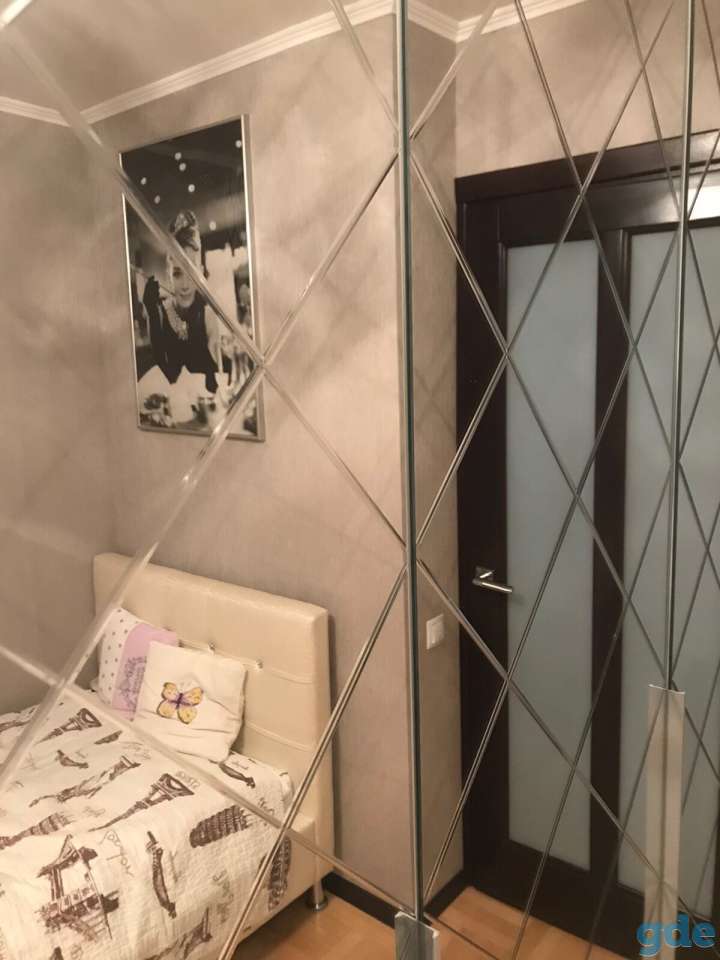 Изготавливаем зеркало с фацетом. Зеркало с фрезеровкой, фотография 4