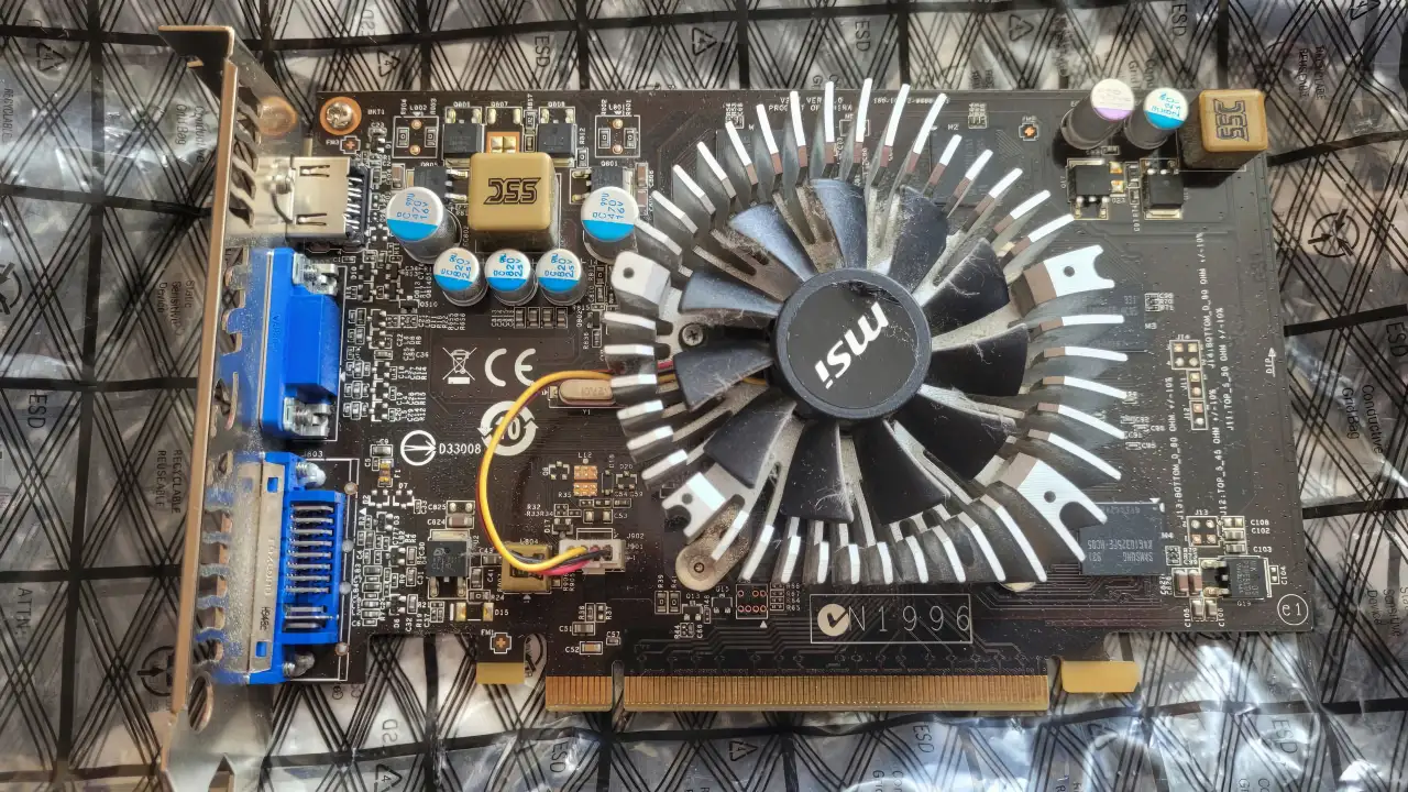 Видеокарта MSI GeForce GT 240 128 bit DVI HDMI HDC, фотография 1