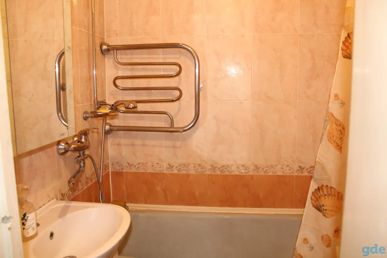 квартира посуточно, Строителей ул., фотография 3