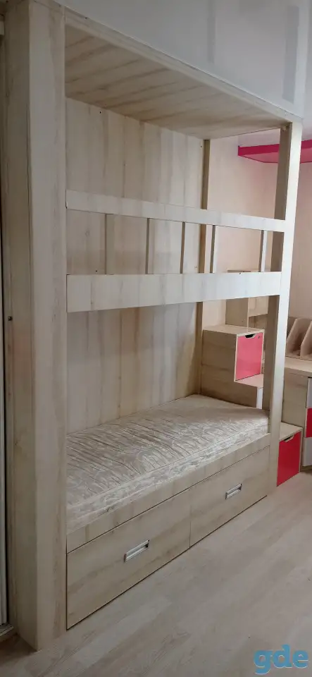 Продам мебель в детскую из 12 предметов. Б/у в хорошем состоянии. 1500 рублей., фотография 7