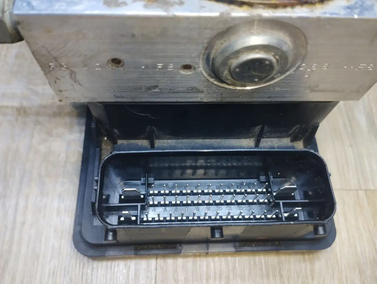 Блок ABS Opel Astra J, фотография 6