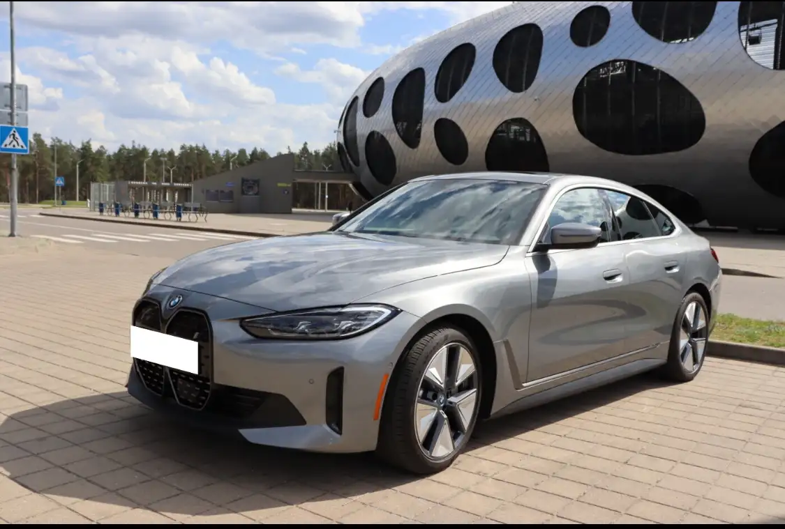 BMW i4, фотография 6