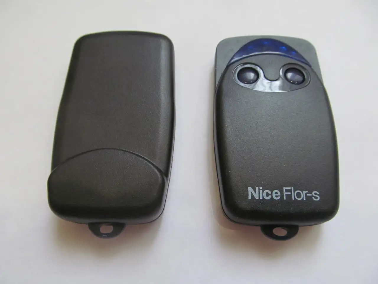 Пульт ДУ для автоматики ворот, шлагбаумов Nice FLO2R-s, фотография 3