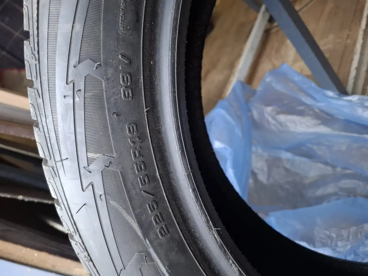 Шины зимние 225/55R19 99v GoodYear ULTRA GRIPE Performance SUV Gen-1 для внедорожника, 4шт., фотография 7