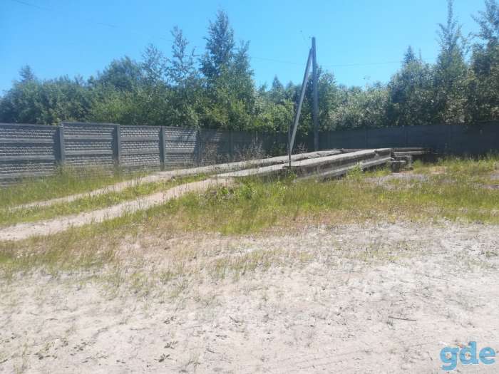 Открытая площадка. строительная , спецтехника, стоянка большегруза., фотография 1