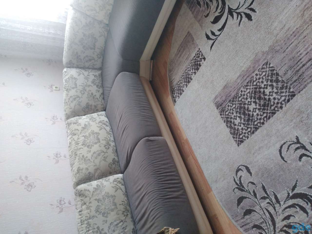 Диван, фотография 1