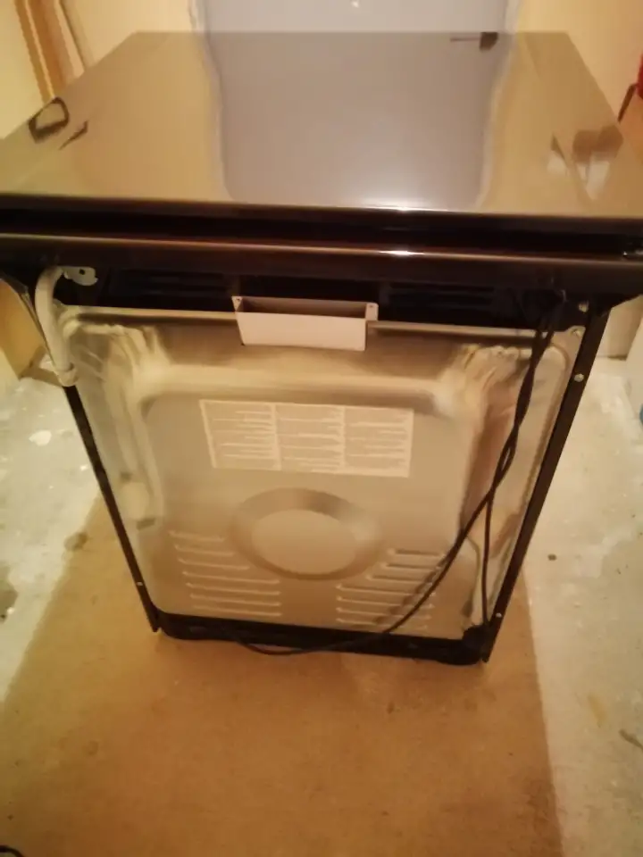 продам газовую плиту, фотография 3
