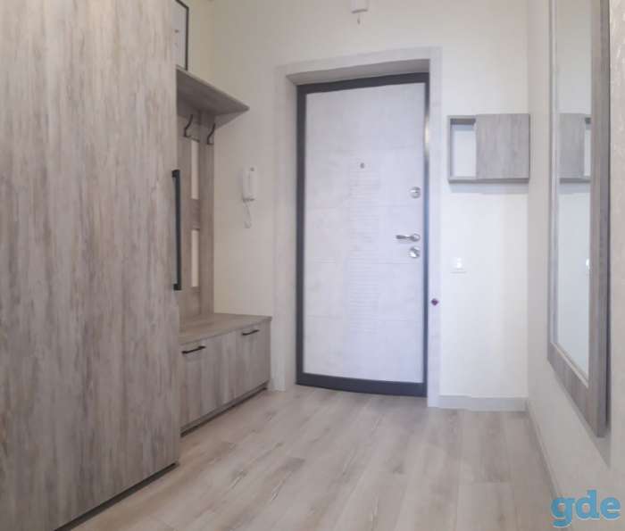 Продаётся современная однокомнатная квартира площадью 43,3 кв.м, фотография 5
