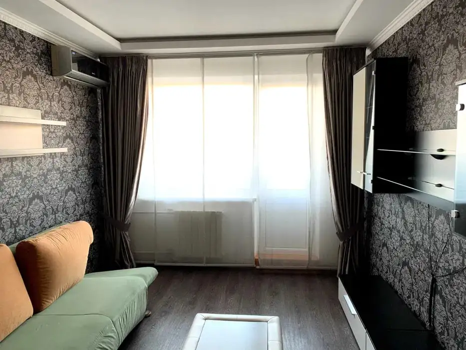 Продам квартиру, Романовская Слобода 9, фотография 2