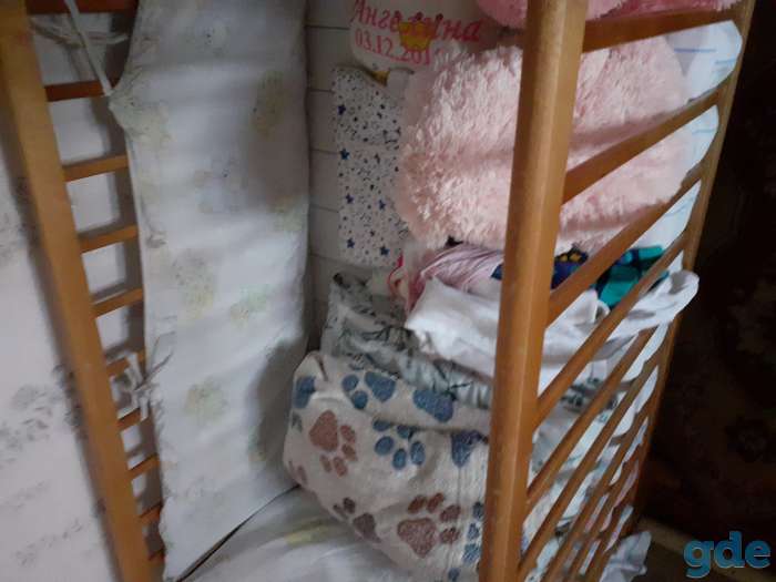 Продаю много детских вещей: кроватку, коляску, одежду для девочки до 4 лет, много игрушек, фотография 2