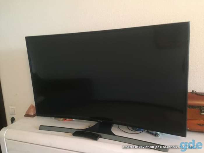 Телевизор Samsung UE40JU6600 как новый, фотография 2