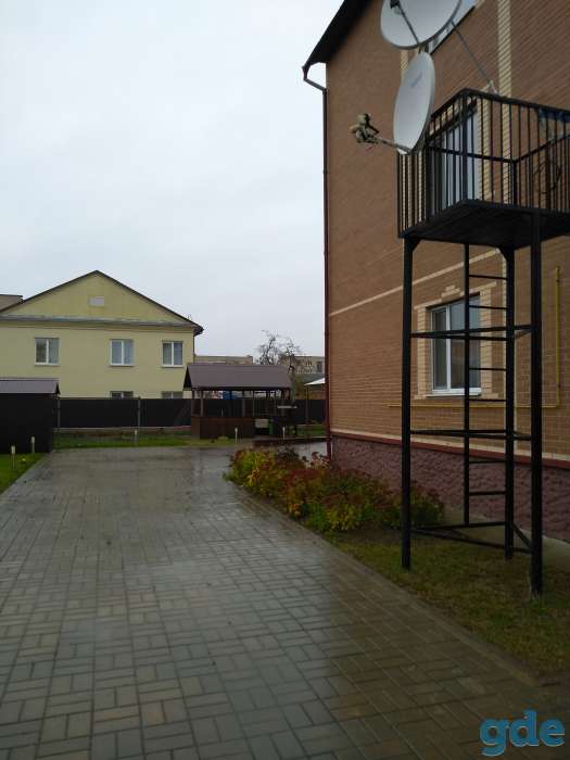 ЛЮКС- Гостевой Коттедж на сутки, ул.Риммы Кунько 5а, фотография 2