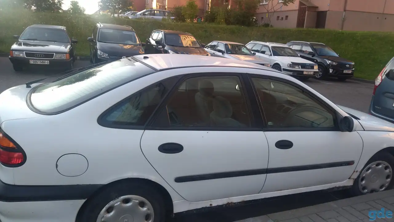 Автомобиль Renault Laguna, фотография 1