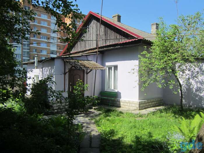 Продам половину дома, фотография 2