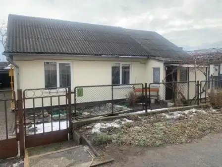 жилой дом в Бресте Киевка, ул. Вишневая, фотография 1