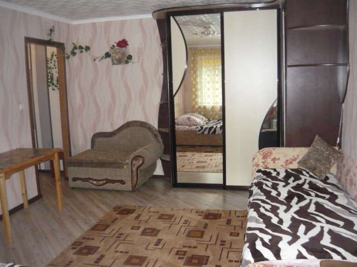сдам   квартиру на сутки в южном, коммунистическая 4-42, фотография 3