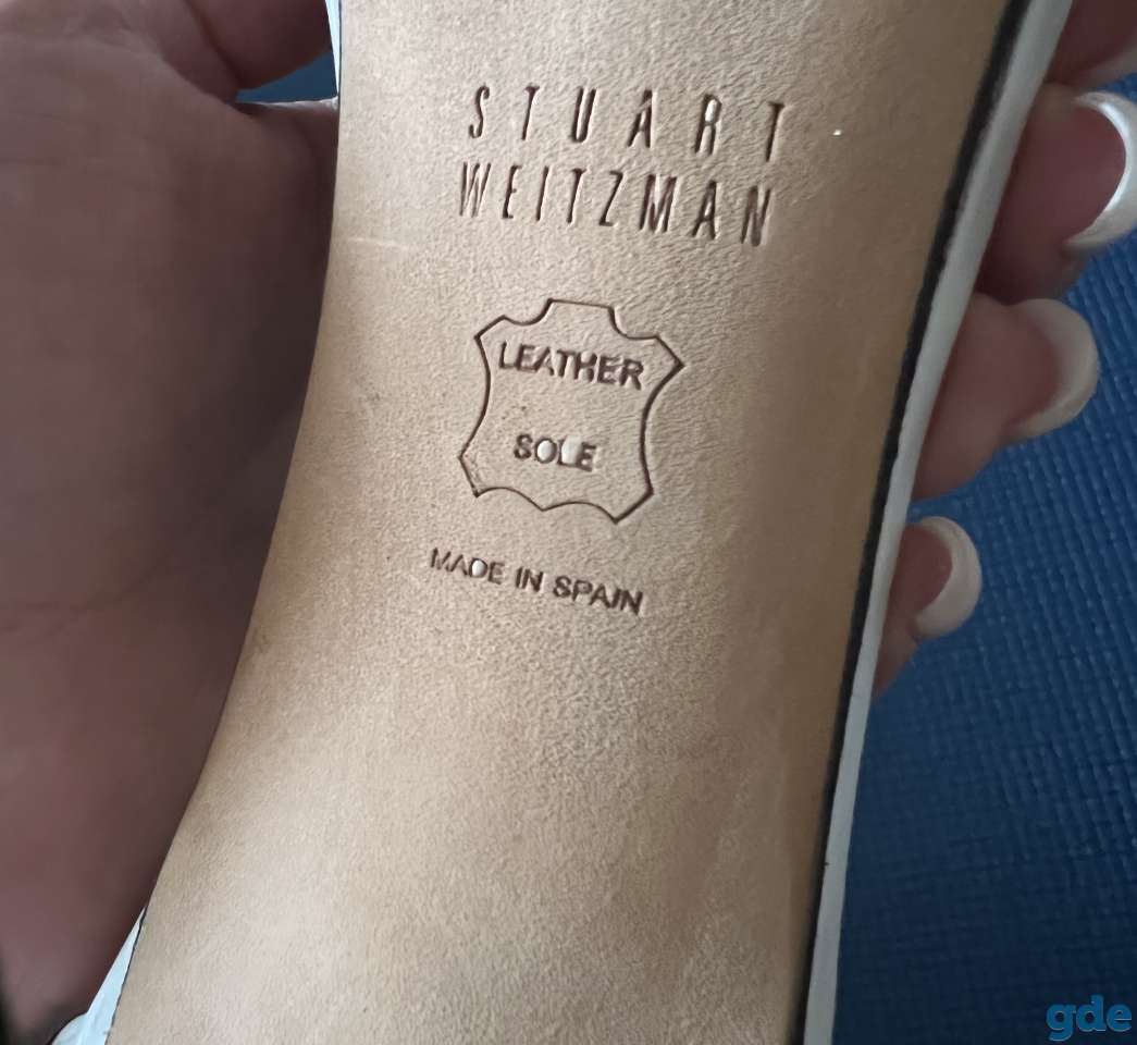 Босоножки Stuart Weitzman, фотография 2