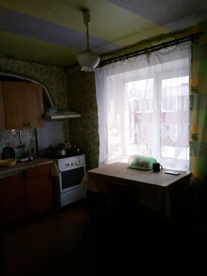 Продам  3-х комнатную квартиру в деревне Каменка, фотография 6