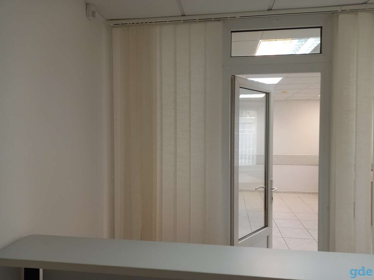 В аренду офис 35.2 м2 в мкр. Зеленый Луг, от собственника, фотография 6
