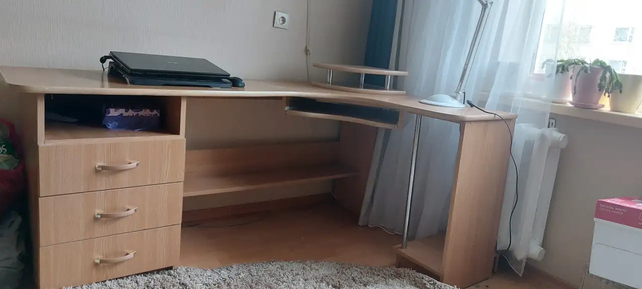 Продам угловой стол, фотография 3