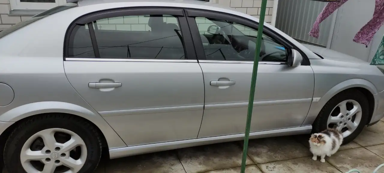 Opel vectra c 2008 год, фотография 3
